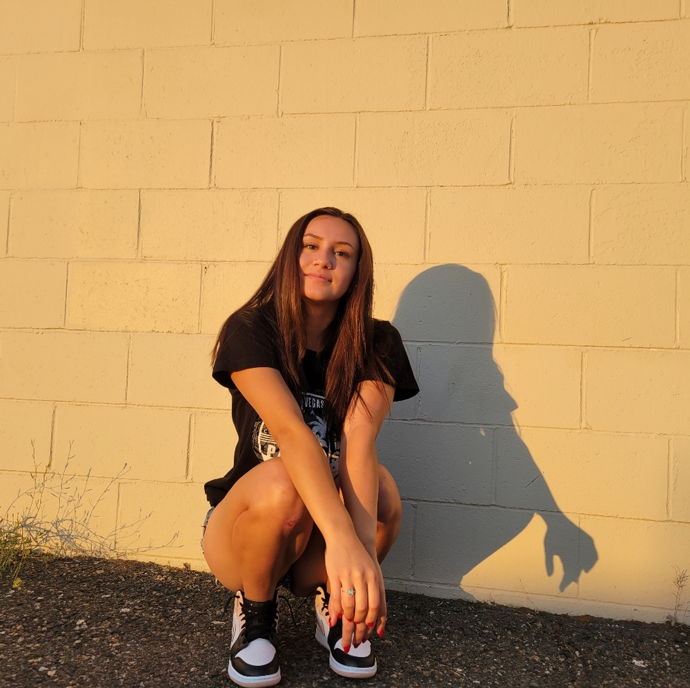 Meet your Posher, Sonjia